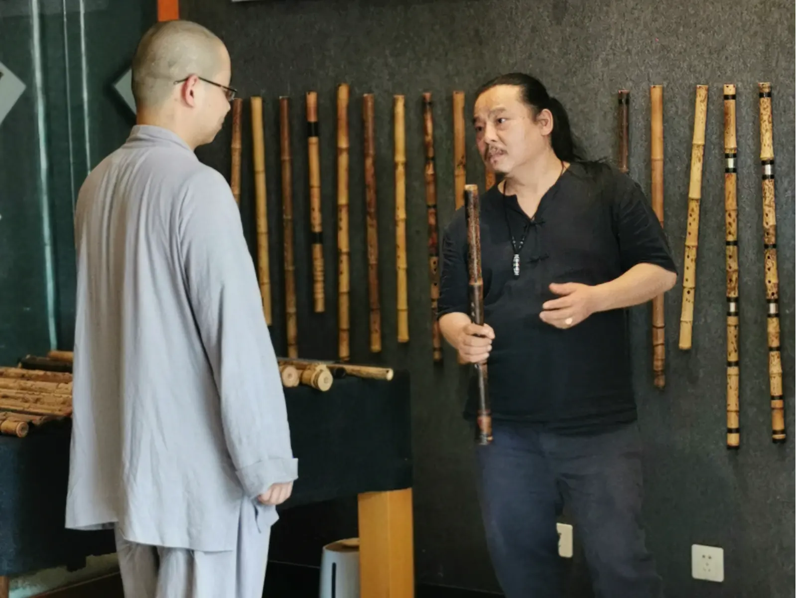 禅院箫声，静心自在