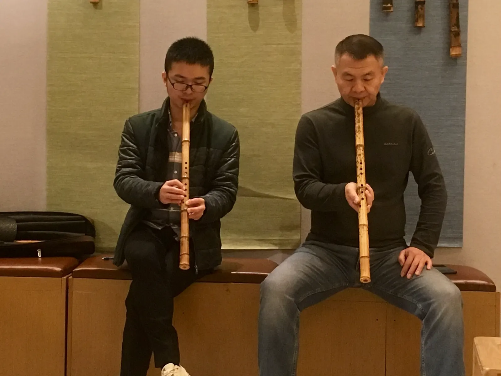 朝暮习箫，日久功深
